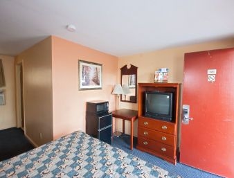 KNIGHTS INN TONAWANDA/BUFFALO2