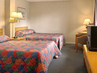 SUPER 8 UTICA NY2