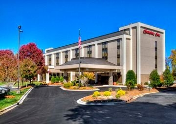HAMPTON INN ASHEVILLE-I-26 BIL4