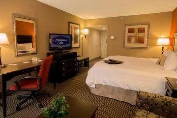 HAMPTON INN ASHEVILLE-I-26 BIL3