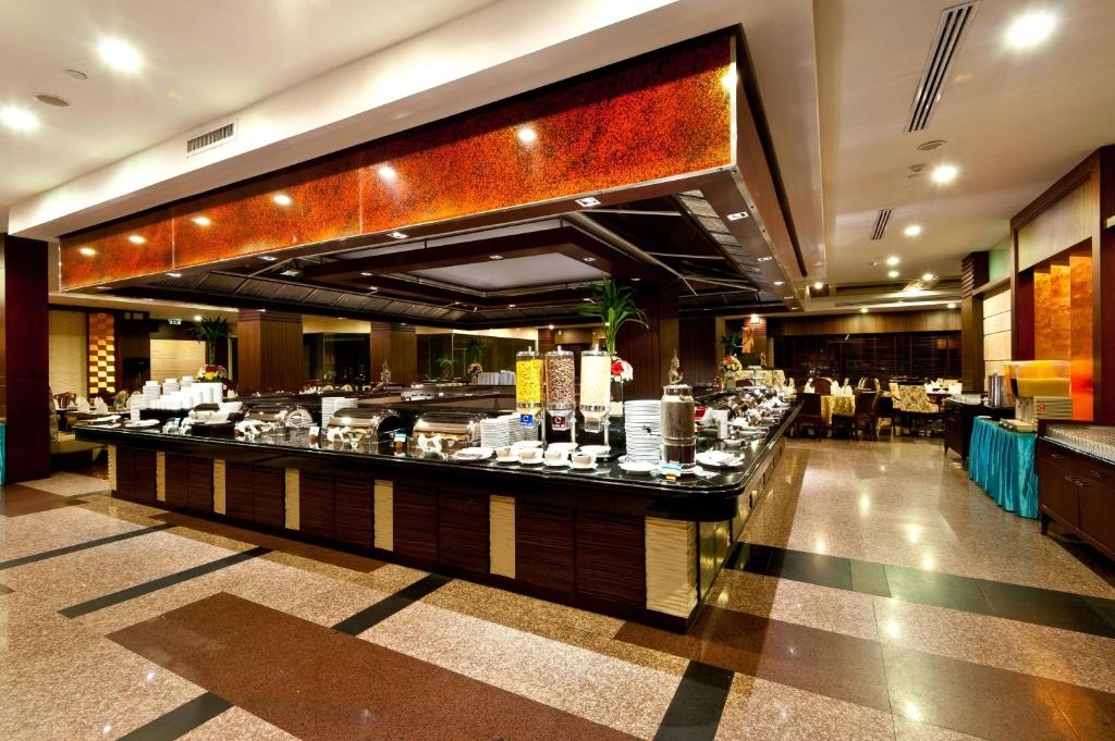 แกรนด์แปซิฟิก ซอฟเฟอริน รีสอร์ท แอนด์ สปา (Grand Pacific Sovereign Resort & Spa)1