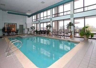 COMFORT INN JONESVILLE2