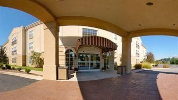COMFORT SUITES SALISBURY4
