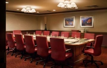 DOUBLETREE BY HILTON CINCINNAT3