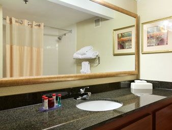 RAMADA PLAZA DAYTON4