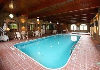 COMFORT INN MILLERSBURG4