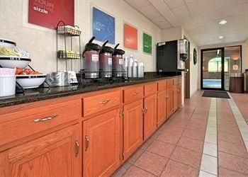 COMFORT INN MILLERSBURG0