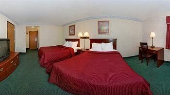 QUALITY INN & SUITES NORTH1