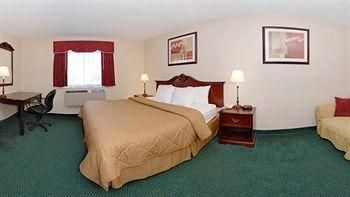 QUALITY INN & SUITES NORTH0
