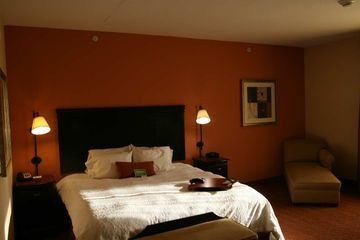 HAMPTON INN - SUITES DURANT3
