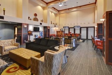 HAMPTON INN - SUITES LAWTON1