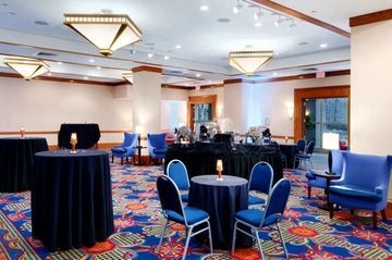 DOUBLETREE HOTEL TULSA @WARREN2