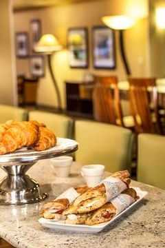 DOUBLETREE BY HILTON BEAVERTON3