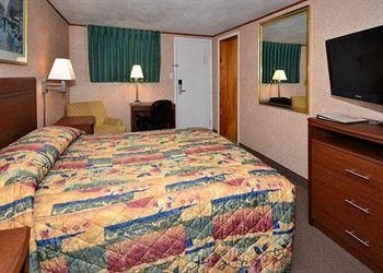 ECONO LODGE BELLEFONTE3