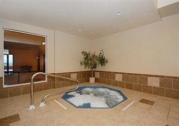 COMFORT INN CLARION2