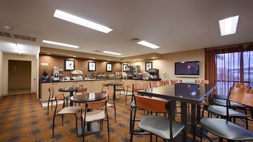 BEST WESTERN PLUS INN & CONFERENCE CENTRE4
