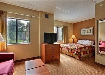 MAINSTAY SUITES OF LANCASTER COUNTY2