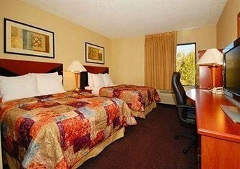 SLEEP INN & SUITES LANCASTER COUNTY4
