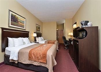 COMFORT INN NEW STANTON2