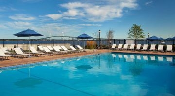 Hyatt Regency Newport3