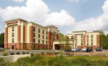 HAMPTON INN SUITES PROVIDENCES0