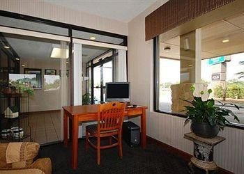 QUALITY INN AIKEN4