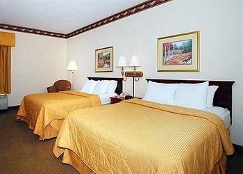 COMFORT INN BLYTHEWOOD2