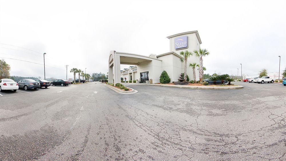 SLEEP INN CONWAY2