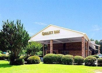 QUALITY INN MANNING1