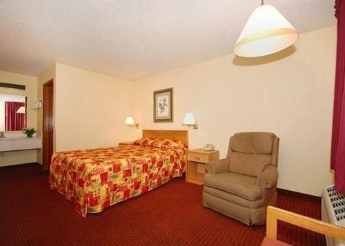 ECONO LODGE RICHBURG0