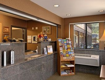 TRAVELODGE MT. RUSHMORE/KEYSTO4