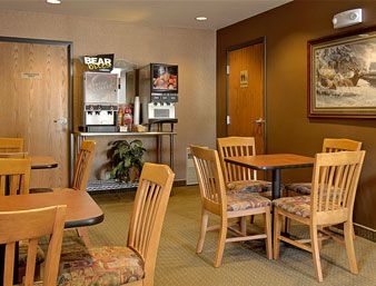 TRAVELODGE MT. RUSHMORE/KEYSTO3