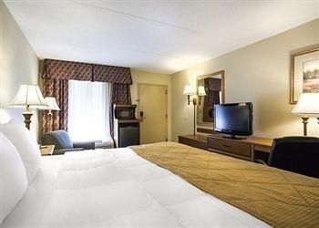 CLARION INN CLEVELAND2