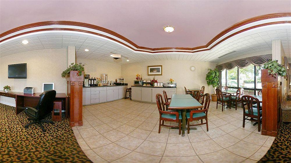 QUALITY INN GOODLETTSVILLE2
