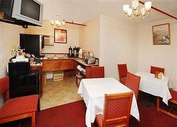 ECONO LODGE LEXINGTON1