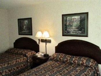 CLARION HOTEL AIRPORT1