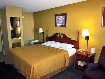MOTEL 62