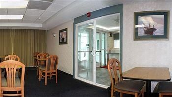 ECONO LODGE MORRISTOWN2