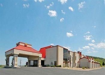 COMFORT INN NEWPORT2