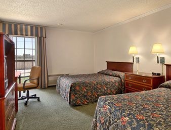 BAYMONT INN AND SUITES AMARILL3