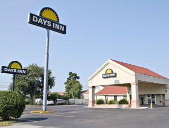 DAYS INN CONROE0