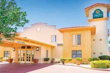 LA QUINTA INN AIRPORT0