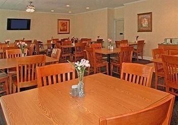 ECONO LODGE FREDERICKSBURG0