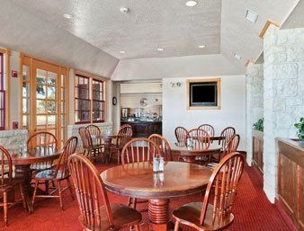 HOWARD JOHNSON FREDERICKSBURG-HILL COUNTRY3