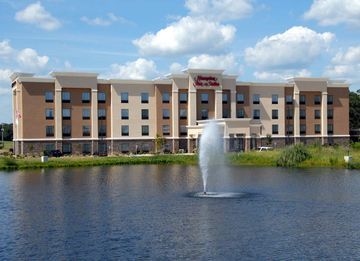 HAMPTON INN - SUITES MOUNT PLE0