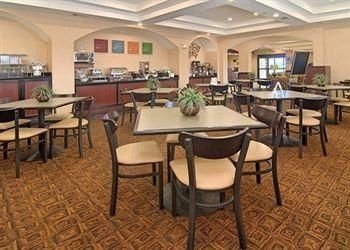 COMFORT SUITES GRAND PRAIRIE0