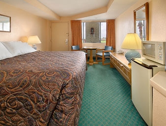 DAYS INN ROCKPORT4