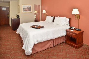 HAMPTON INN SELMA3