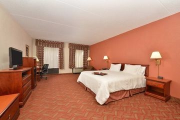 HAMPTON INN SELMA1