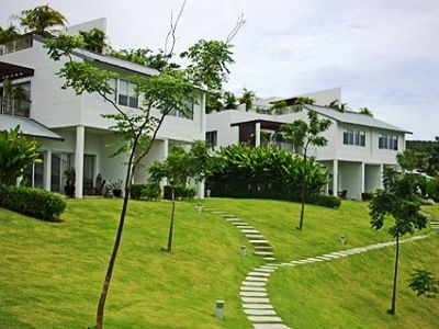 Grove Gardens0